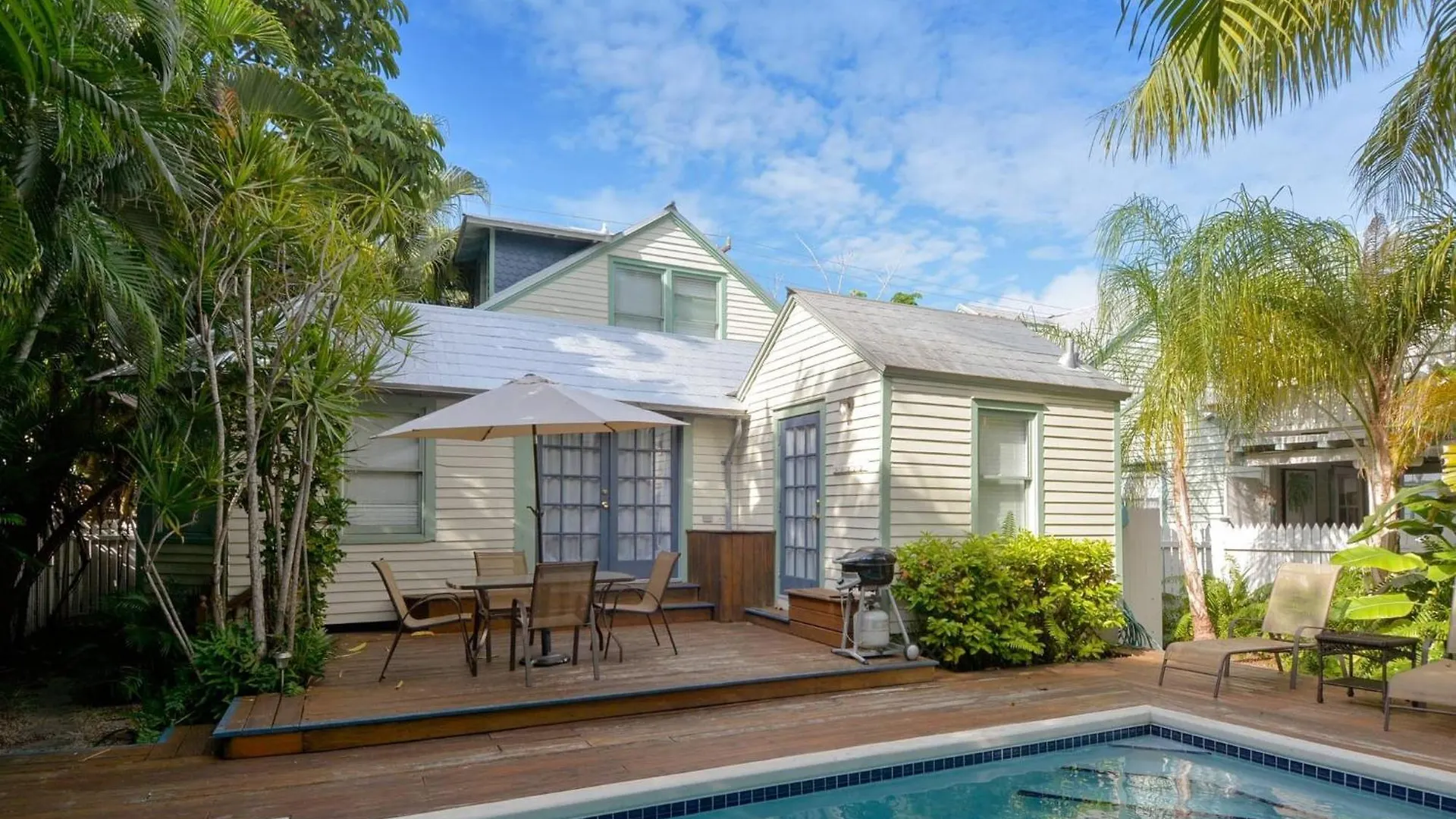 Holiday home First Breath By Avantstay Close To Old Town W Pool Month Long Stays Only Key West