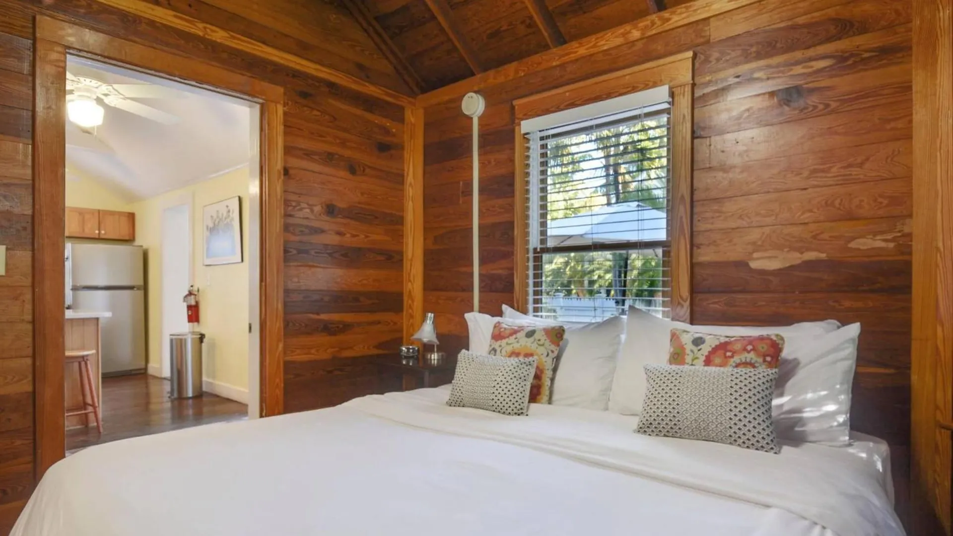 First Breath By Avantstay Close To Old Town W Pool Month Long Stays Only Key West Holiday home