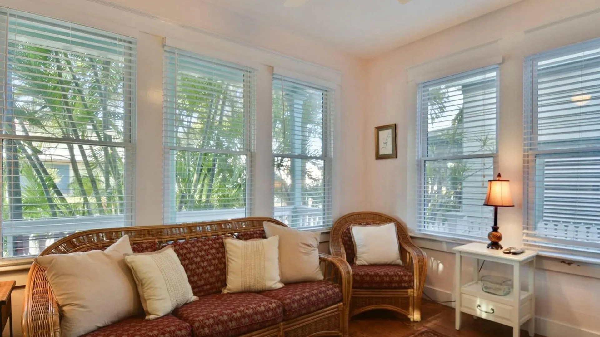 First Breath By Avantstay Close To Old Town W Pool Month Long Stays Only Key West Holiday home