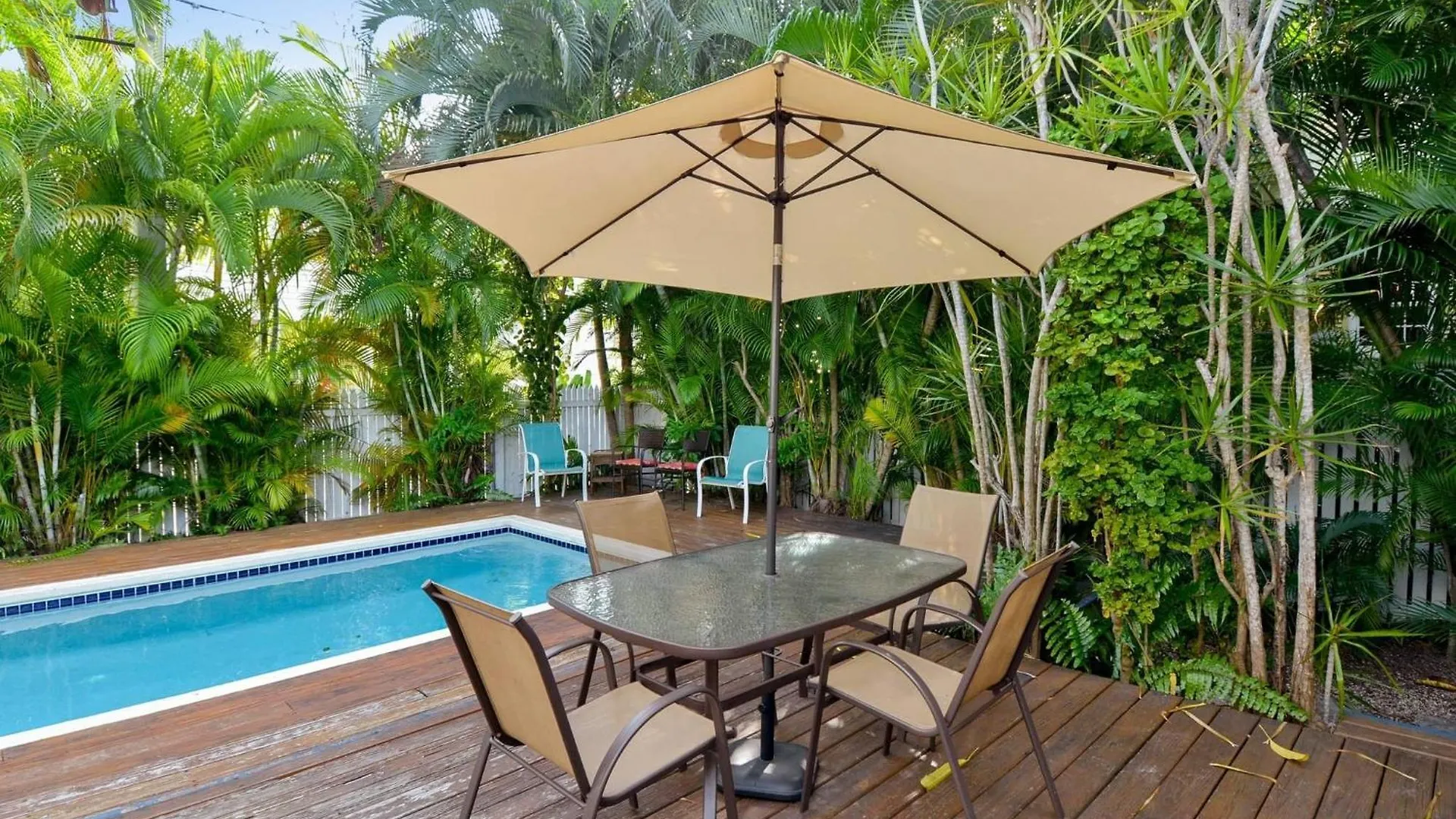 Holiday home First Breath By Avantstay Close To Old Town W Pool Month Long Stays Only Key West